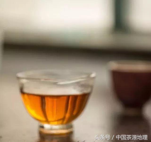 茶餅怎么弄開(茶餅應(yīng)該怎么開)