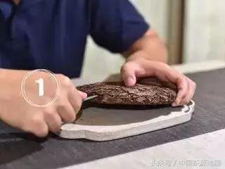 茶餅怎么弄開(茶餅應(yīng)該怎么開)