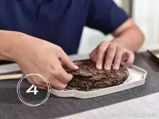 茶餅怎么弄開(茶餅應(yīng)該怎么開)