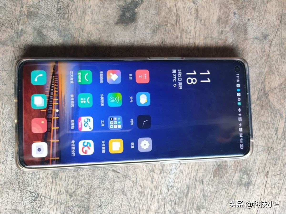 OPPO亮劍，12GB+256GB，曲面屏手機(jī)跌至2499元，網(wǎng)友：終于等到了