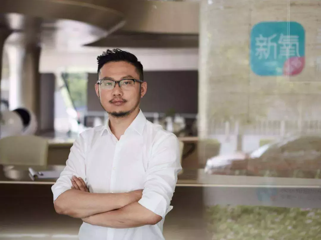 紅極一時的Papi醬，現(xiàn)在怎么樣了？在這個時代，沒人活的容易