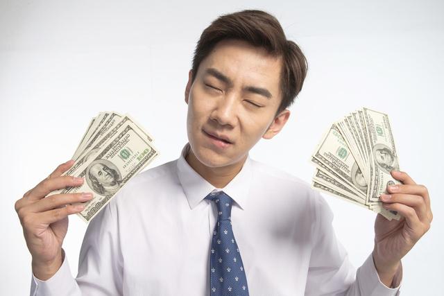 有100萬(wàn)現(xiàn)金，怎么投資理財(cái)做到每年盈利20%？