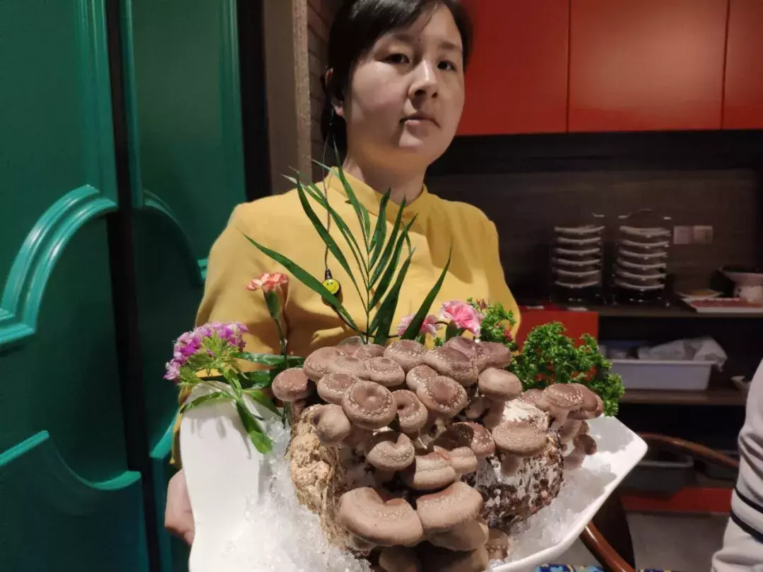 三四斤重的斑魚，只能削出40片魚片？無錫這家西北火鍋，不一般！