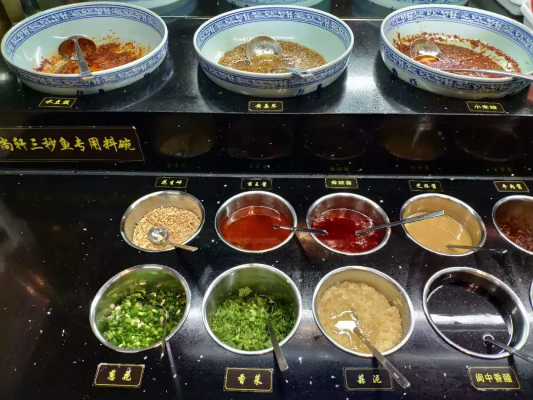 三四斤重的斑魚，只能削出40片魚片？無錫這家西北火鍋，不一般！