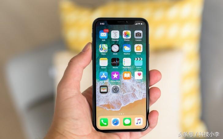 iPhoneX價格再度狂跌，256G版直降1700元，現(xiàn)在值得入手？