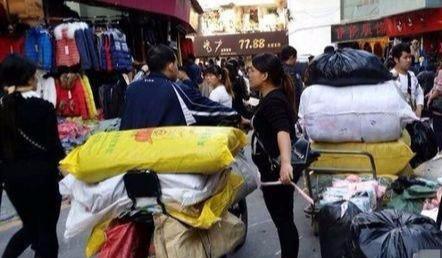 廣州五大外貿(mào)服裝尾貨批發(fā)市場(chǎng)在哪里，廣州外貿(mào)尾貨拿貨攻略