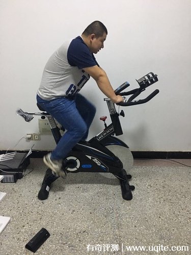 藍堡動感單車是哪里的品牌哪個型號好，國產(chǎn)浙江健身品牌